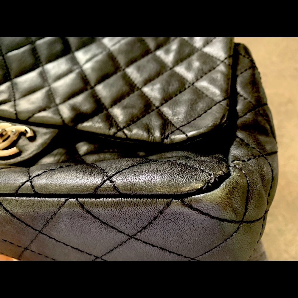 CHANEL, MAKE AN OFFER, Black Quilted Shoulder Bag, - Picture 10 of 16